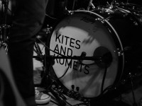 Kites and Komets